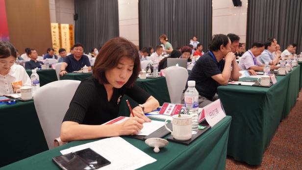 d95a0d6d87040115d6b3ce32e7e0240