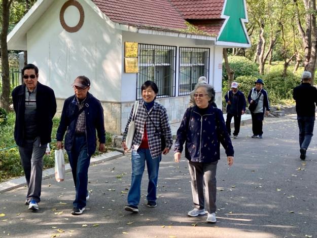 6886dd328a042d1f68b3162d2e76a10