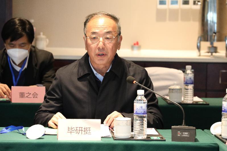 267a3d0baec5af722d72c6165a86f84