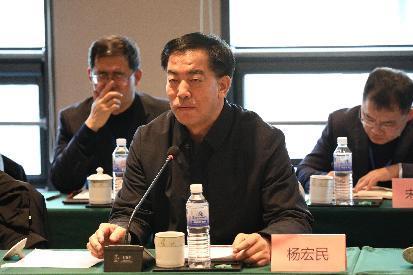 42c26683557d6f02a3d384778bd52a5