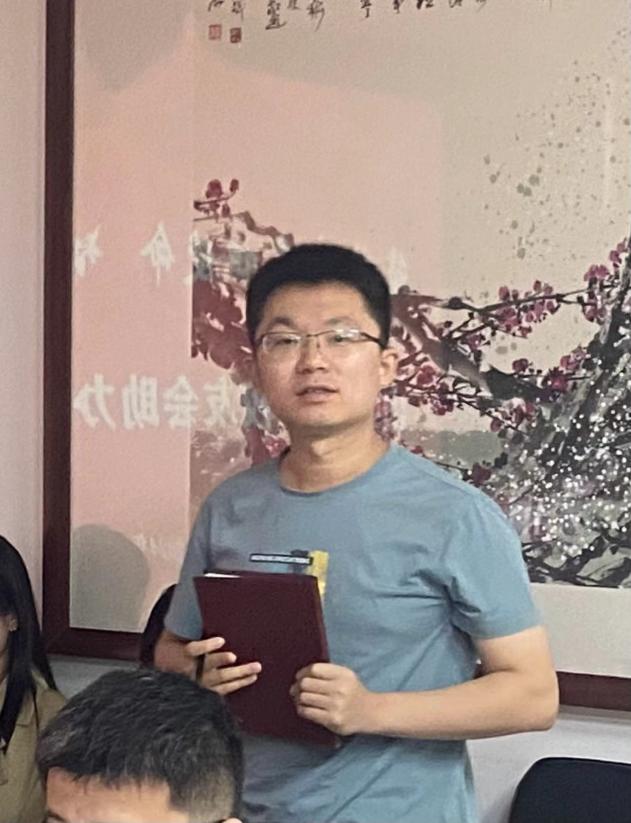 4cdc12d08355418f54034ca73abaa92