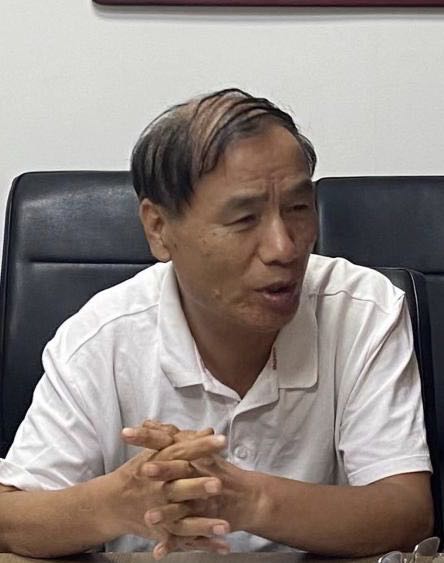 d95e7e6a8a3146f412a6d4e970a849c