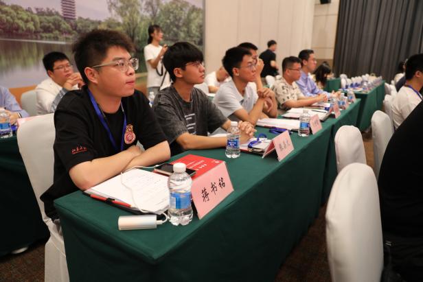 931161823b6b57887956c7ac6a125e3