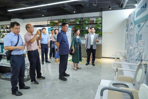 2d8d76d96eb76f3b8a02326e43beabf